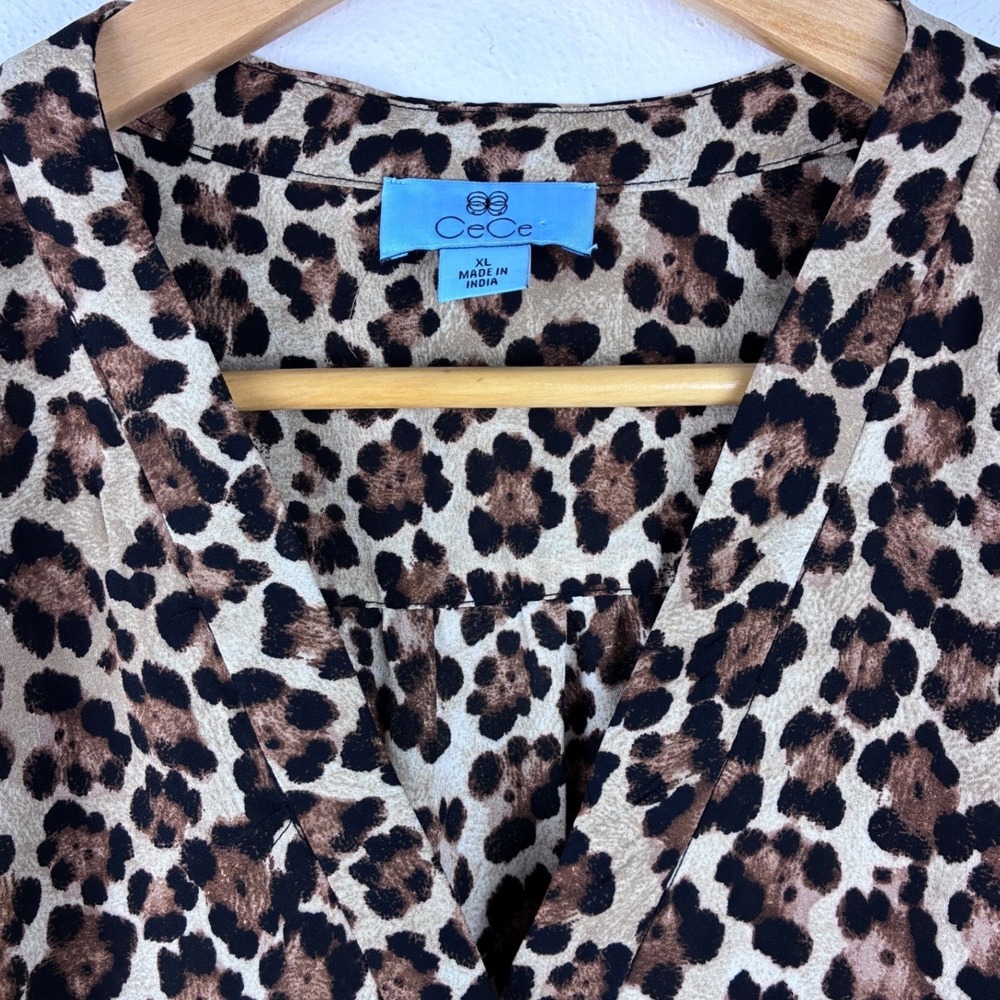 NWT CeCe Leopard Print Blouse XL High Low Hem V-Neck Semi Sheer 3/4 Sleeve - Picture 5 of 11